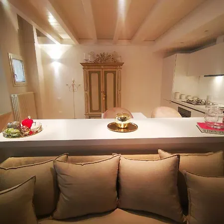 Gombruti14 Boutique Appartement