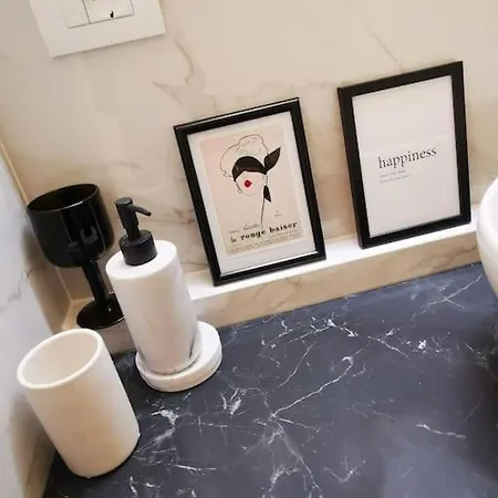 Gombruti14 Boutique *