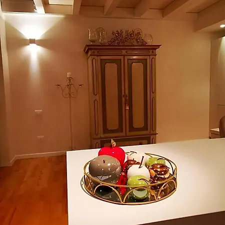 Gombruti14 Boutique Apartment *