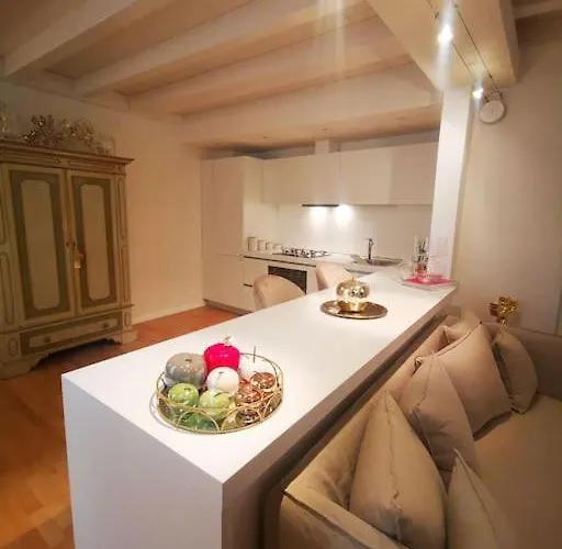 Gombruti14 Boutique Μπολόνια