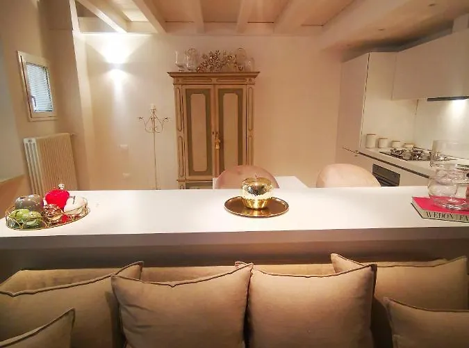 Gombruti14 Boutique Διαμέρισμα