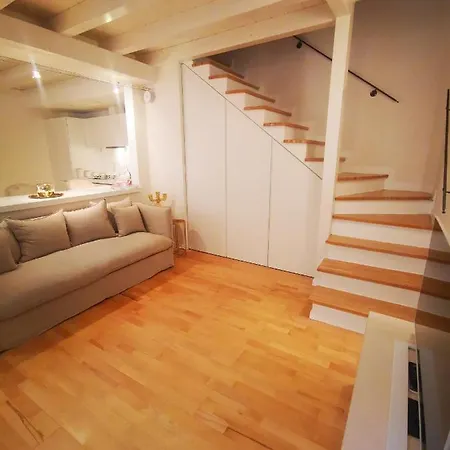 Apartment Gombruti14 Boutique